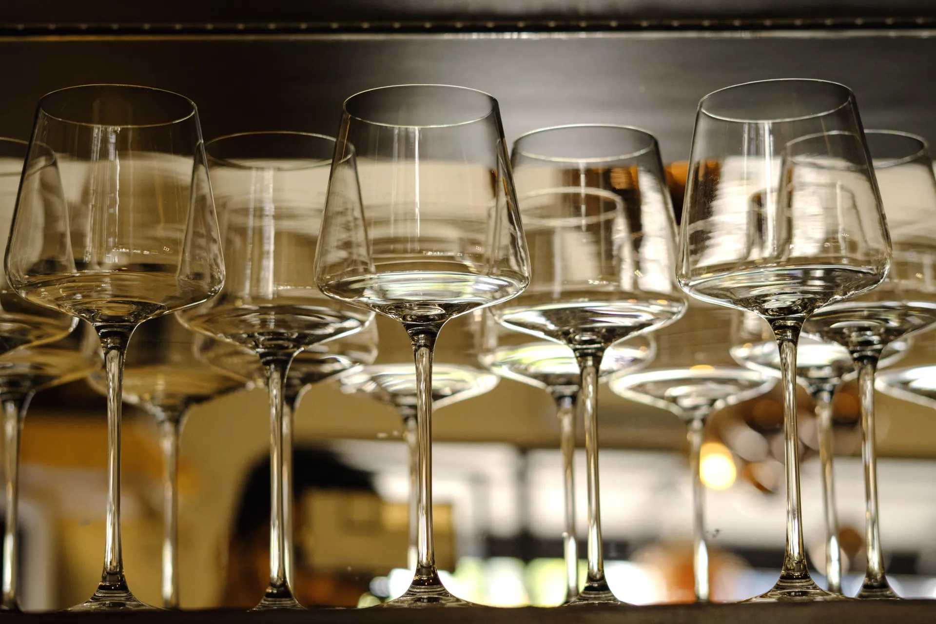 Hola Cocktail & Wine Bar 6